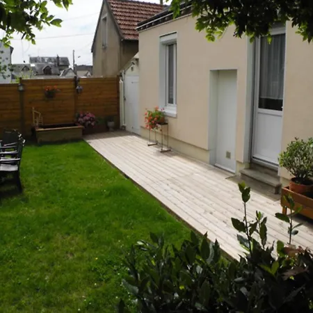 Les Vergnes Mancelles Prázdninový dům Le Mans